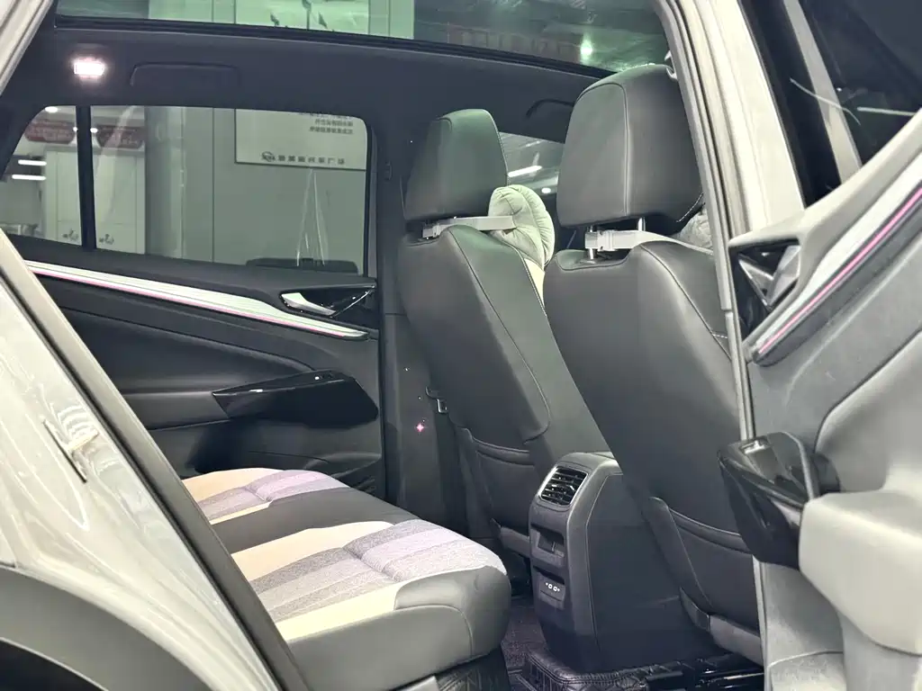 VOLKSWAGEN ID.4 CROZZ