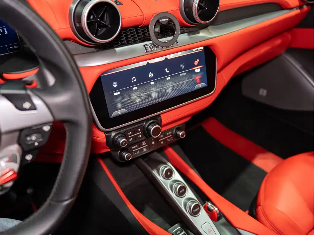 Ferrari Portofino — миниатюра 12