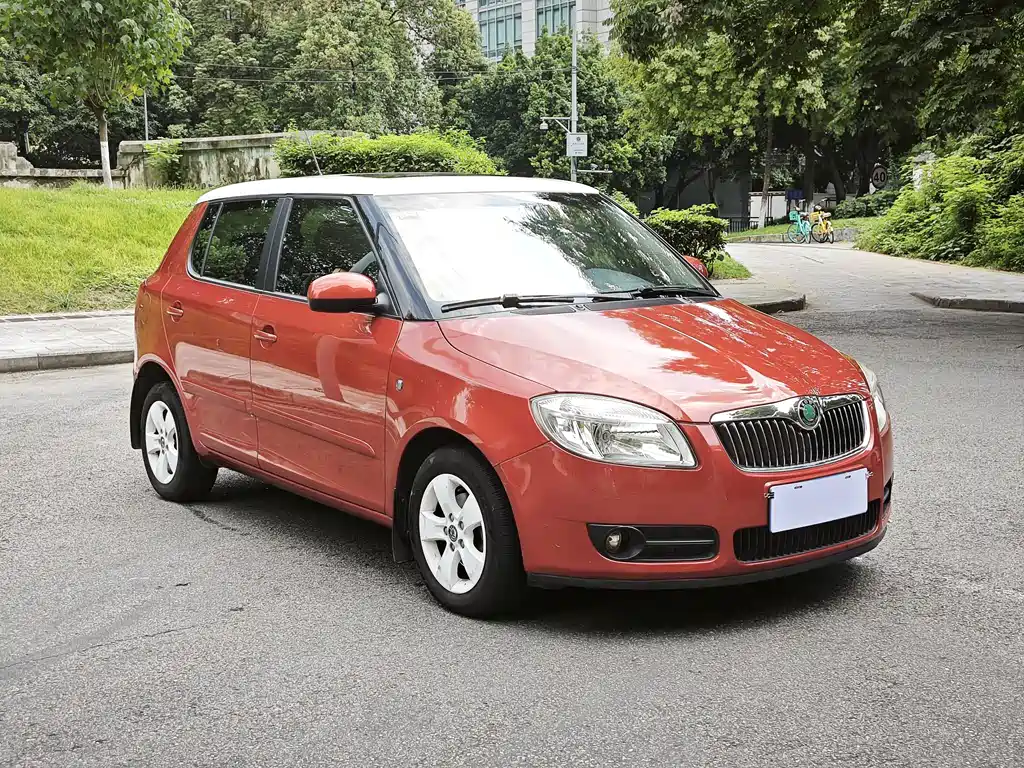 Skoda Fabia — миниатюра 3