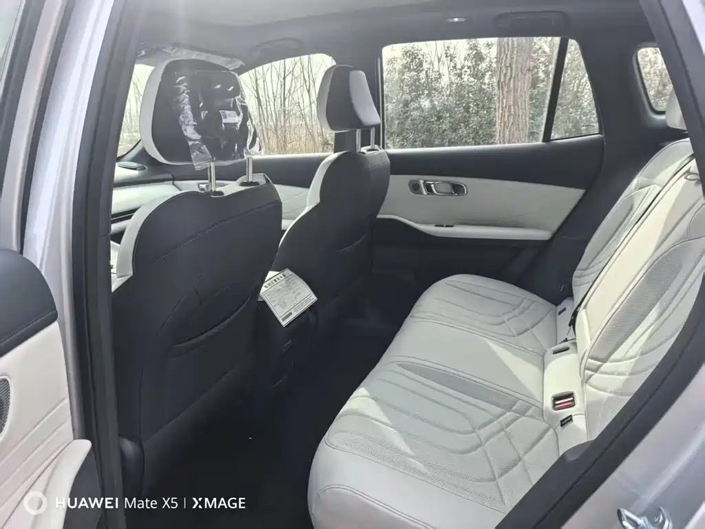 GEELY GALAXY GALAXY STARSHIP 7 EM I