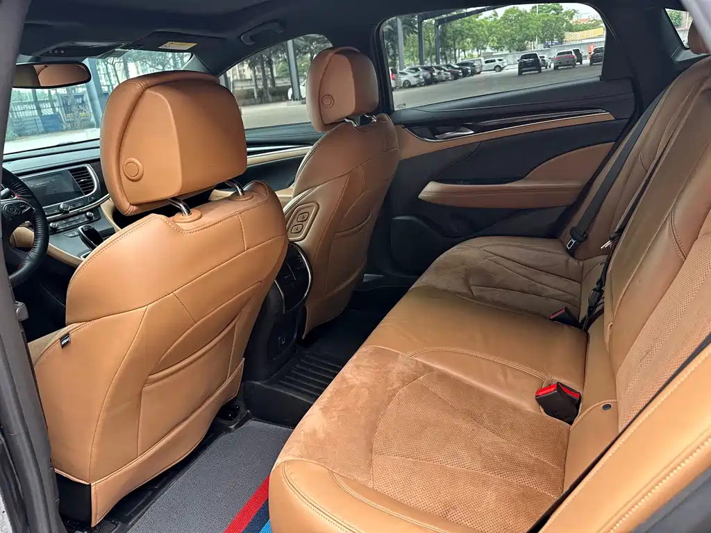 Buick LaCrosse — миниатюра 9