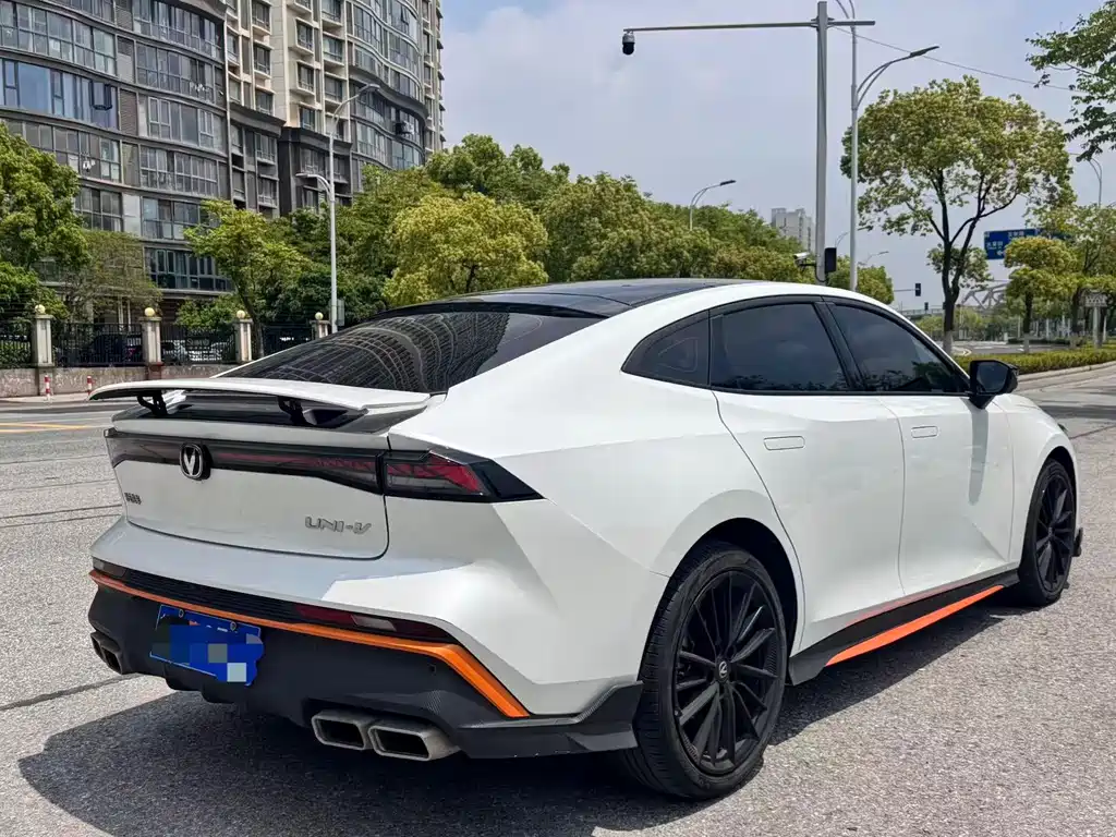 Changan UNI-V — миниатюра 9