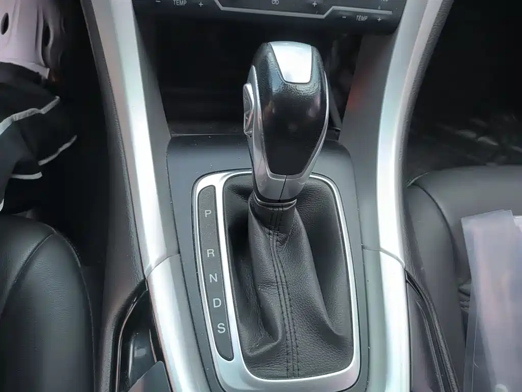 Ford Mondeo 2013 1.5L GTDi180 Fashion
