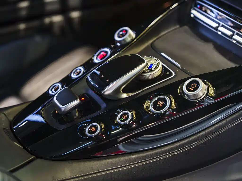 MERCEDES-BENZ AMG GT