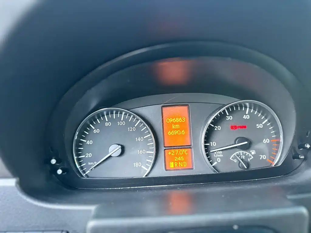 Mercedes-Benz Sprinter — миниатюра 8