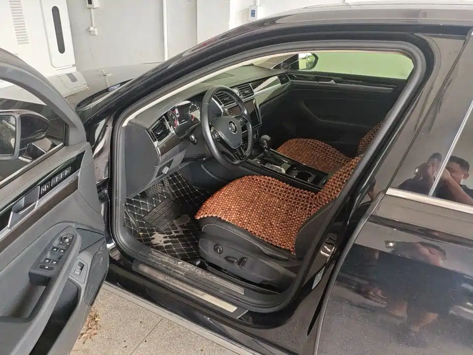 Volkswagen Phideon — миниатюра 7