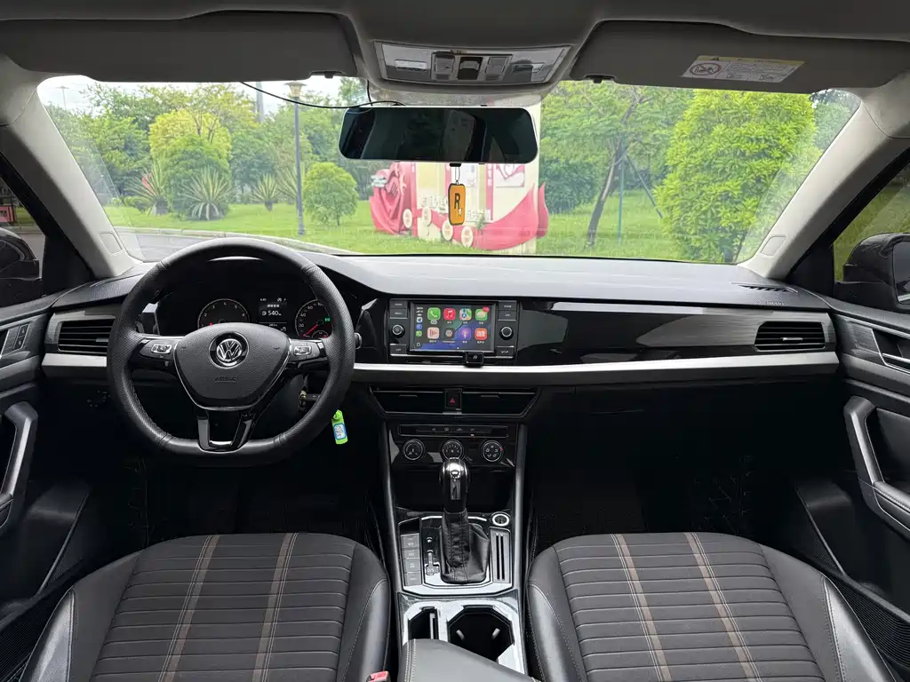 Volkswagen Lavida — миниатюра 7