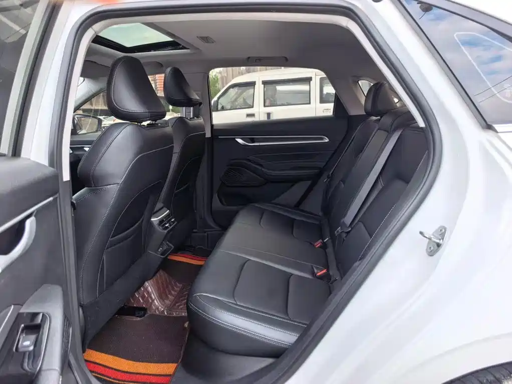Geely Emgrand — миниатюра 5