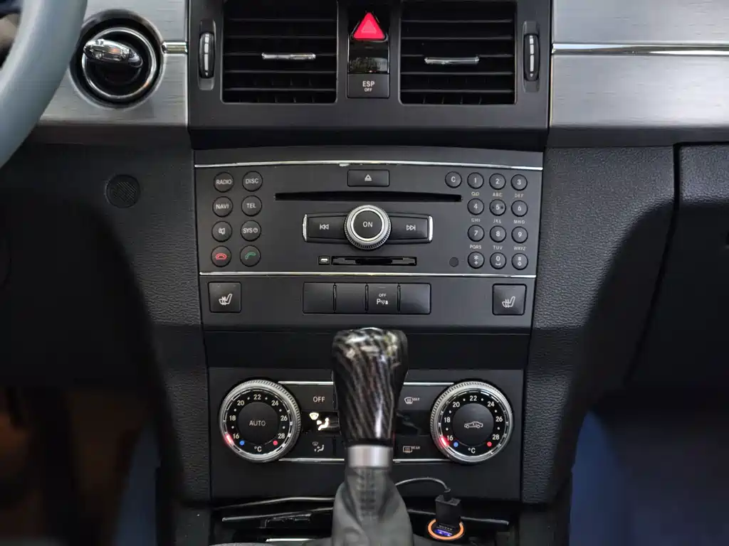 Mercedes-Benz GLK-Class (Import) — миниатюра 15