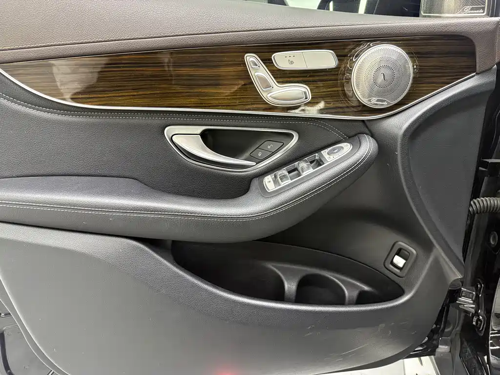 Mercedes-Benz GLC — миниатюра 4