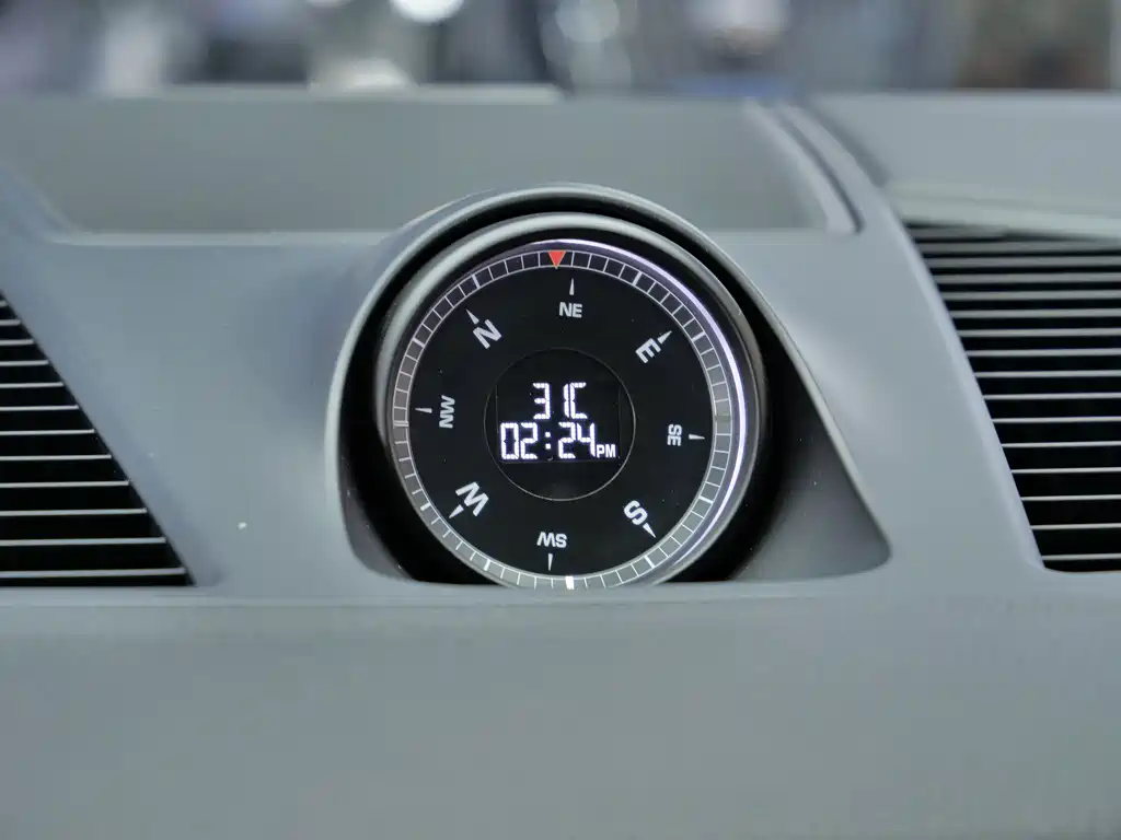 Porsche Cayenne — миниатюра 19