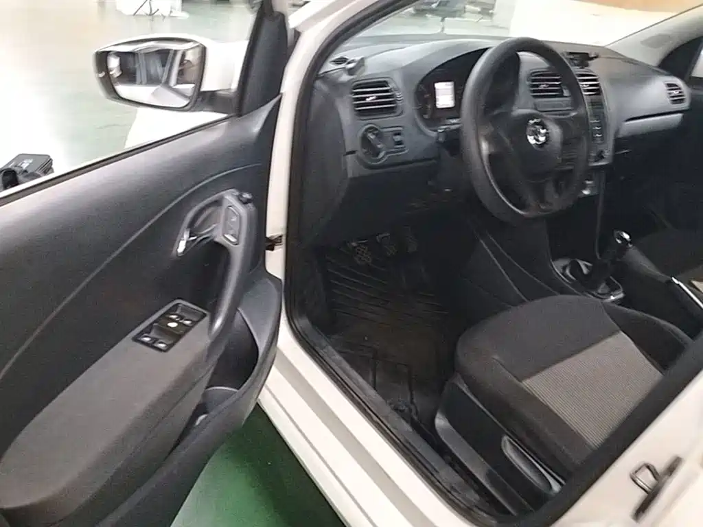 Volkswagen Polo — миниатюра 16