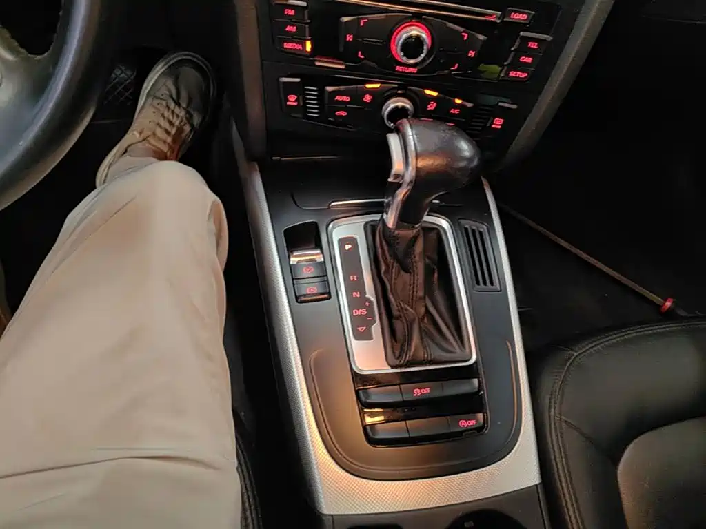 Audi A4L — миниатюра 14