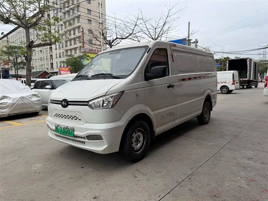 Geely Shuailing 2023