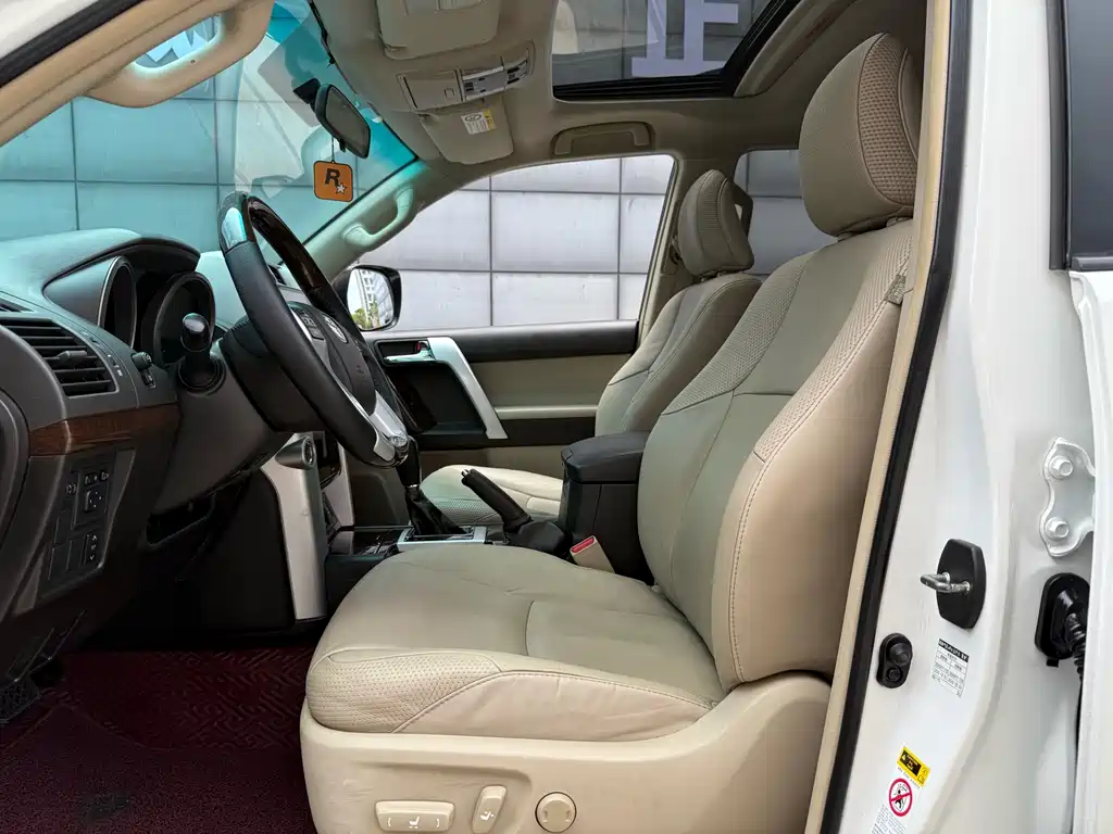 Toyota Land Cruiser Prado 2010 4.0L AT TX-L