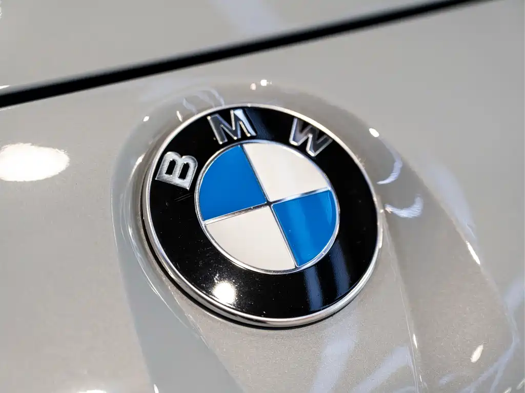 BMW M2 — миниатюра 9