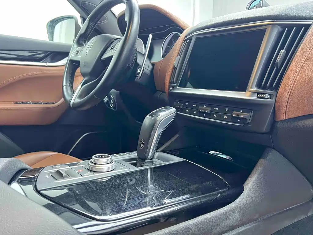 Maserati Levante 2022 2.0T GT