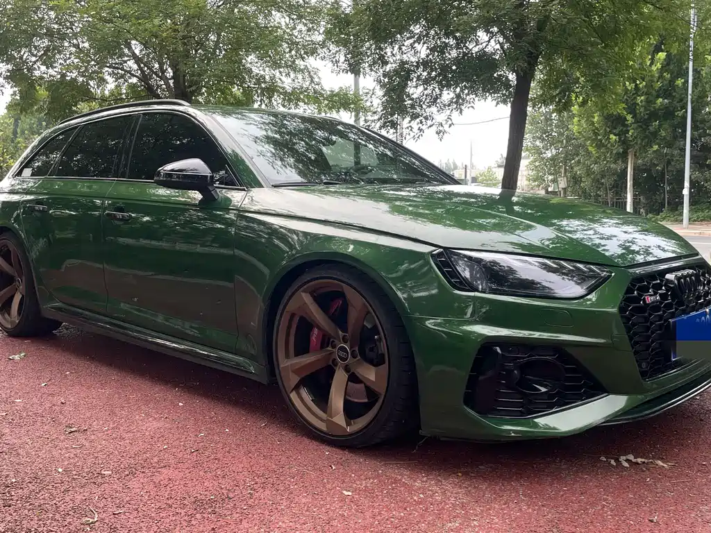 Audi RS 4 — миниатюра 3
