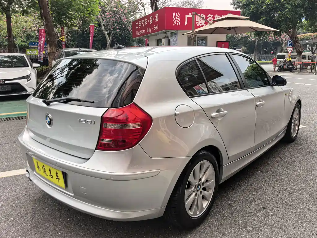 BMW 1 Series (Import) — миниатюра 8