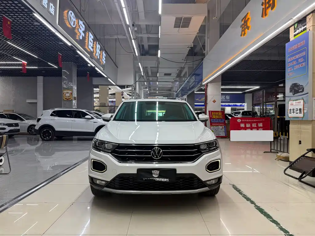 Volkswagen T-Roc — миниатюра 2