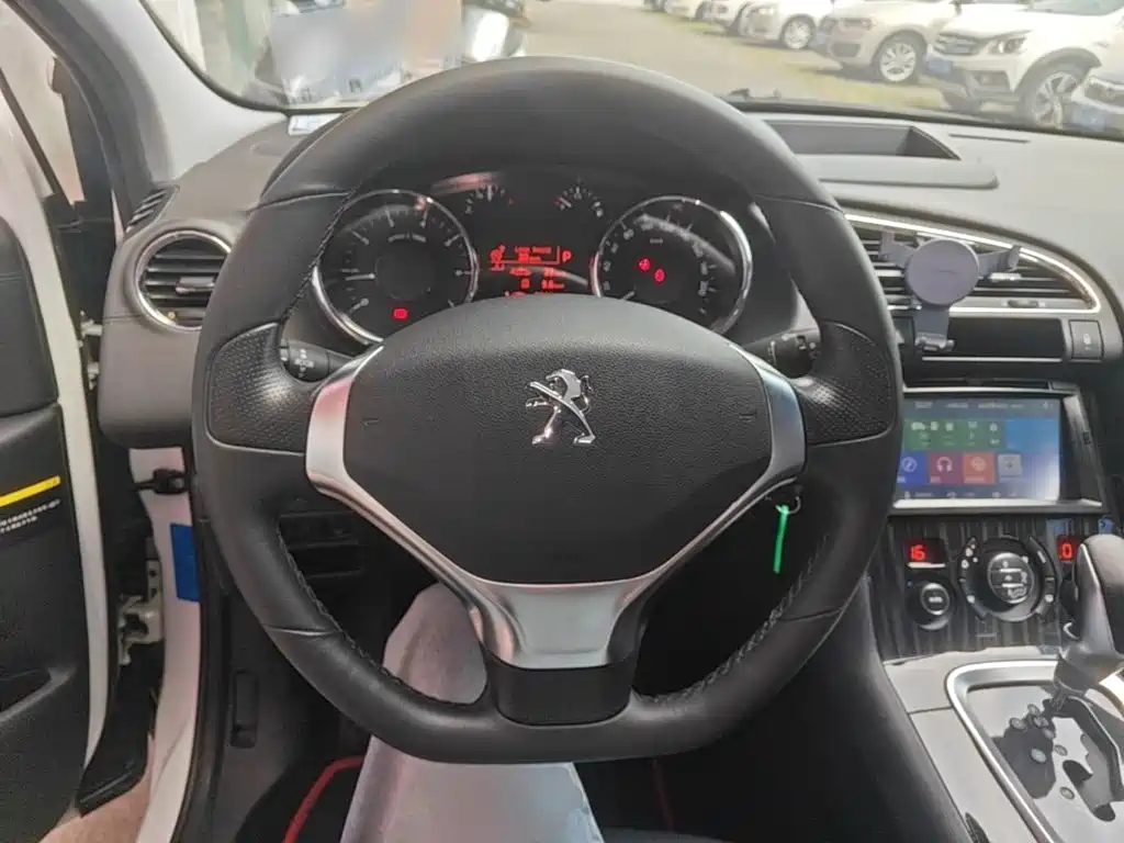 Peugeot 3008 — миниатюра 11
