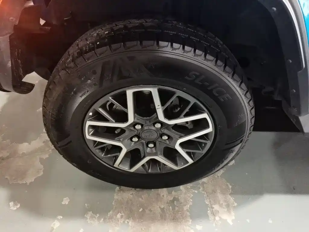 Jeep Wrangler PHEV — миниатюра 23