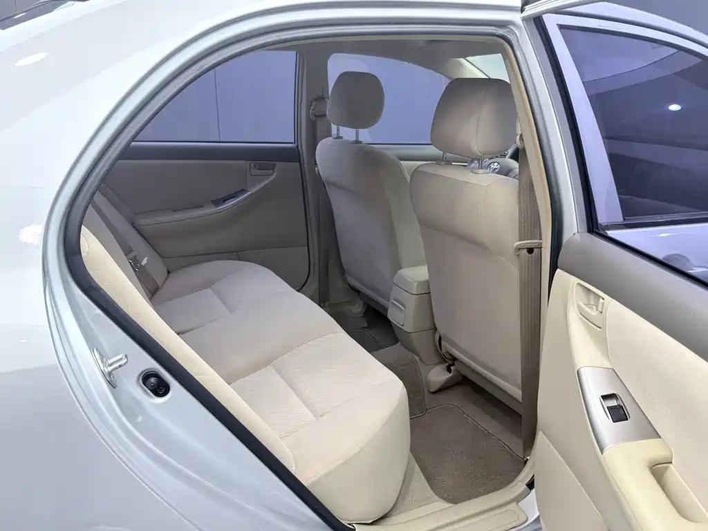 Toyota Corolla — миниатюра 19