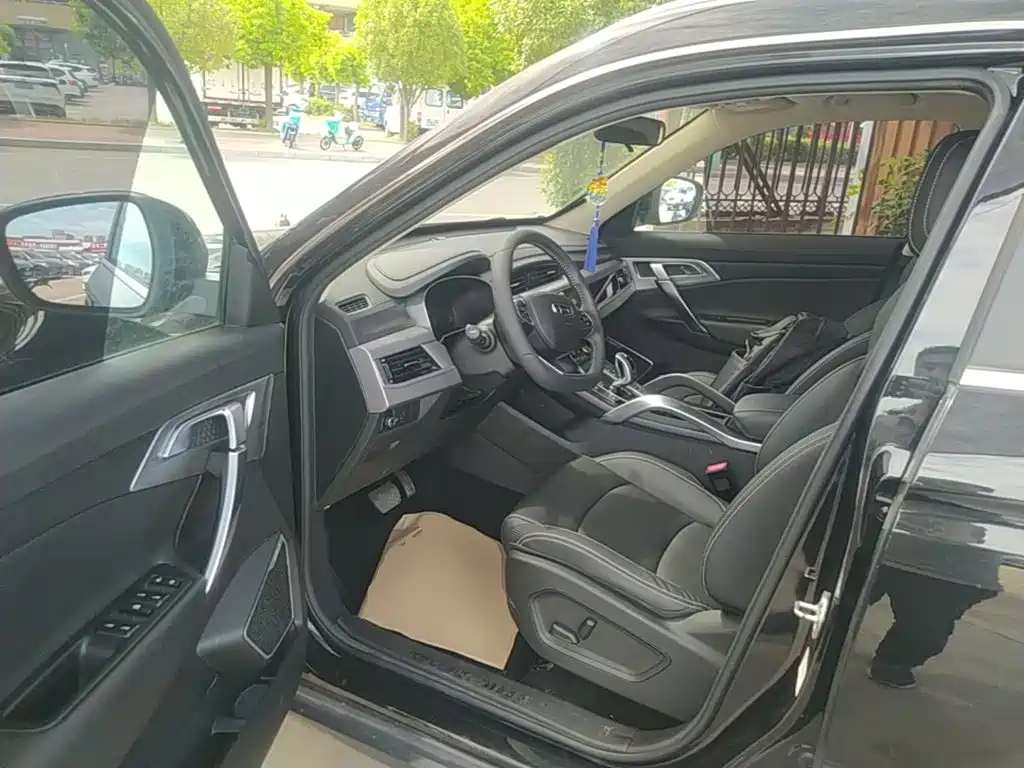 Geely Boyue — миниатюра 16
