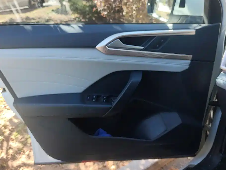 Volkswagen Tharu — миниатюра 7