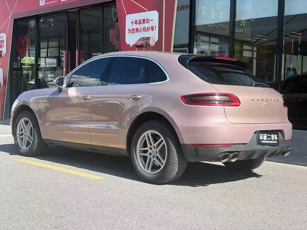 Porsche Macan — миниатюра 4