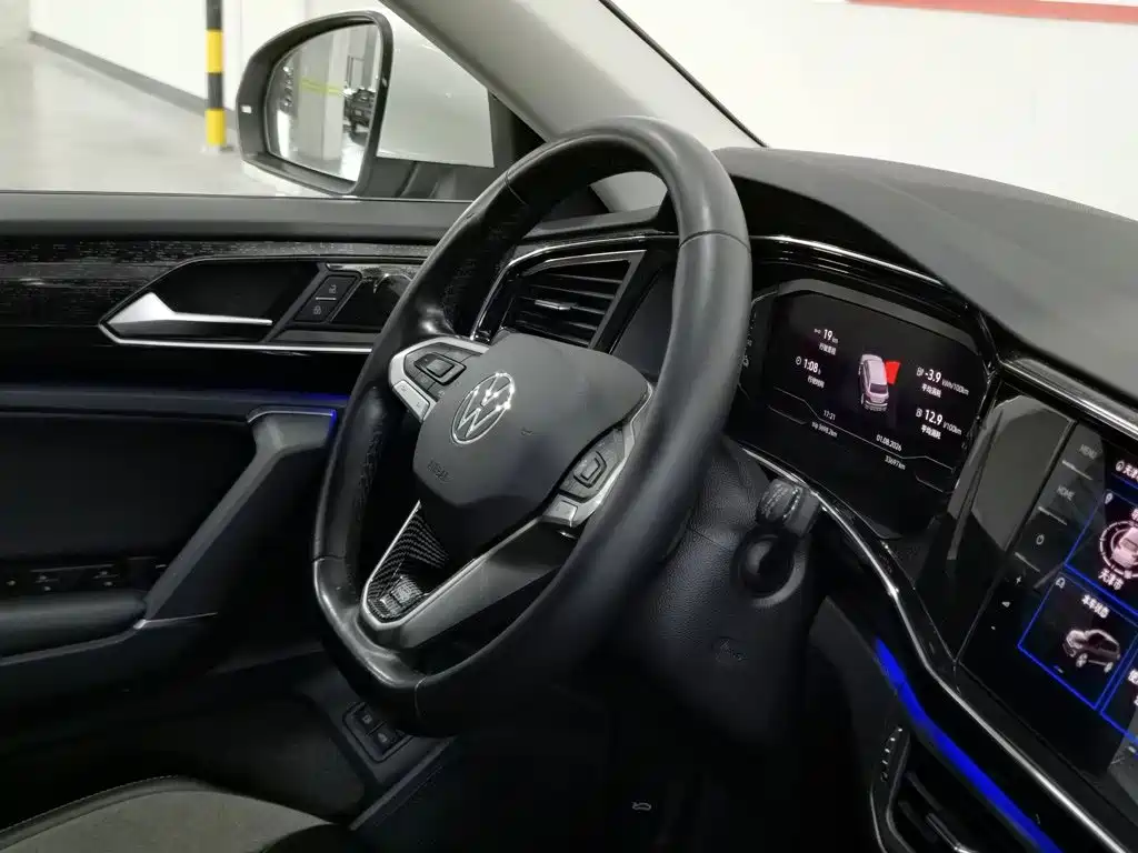Volkswagen 探岳 GTE — миниатюра 22