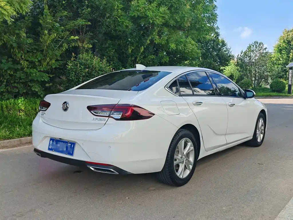 Buick Regal — миниатюра 5