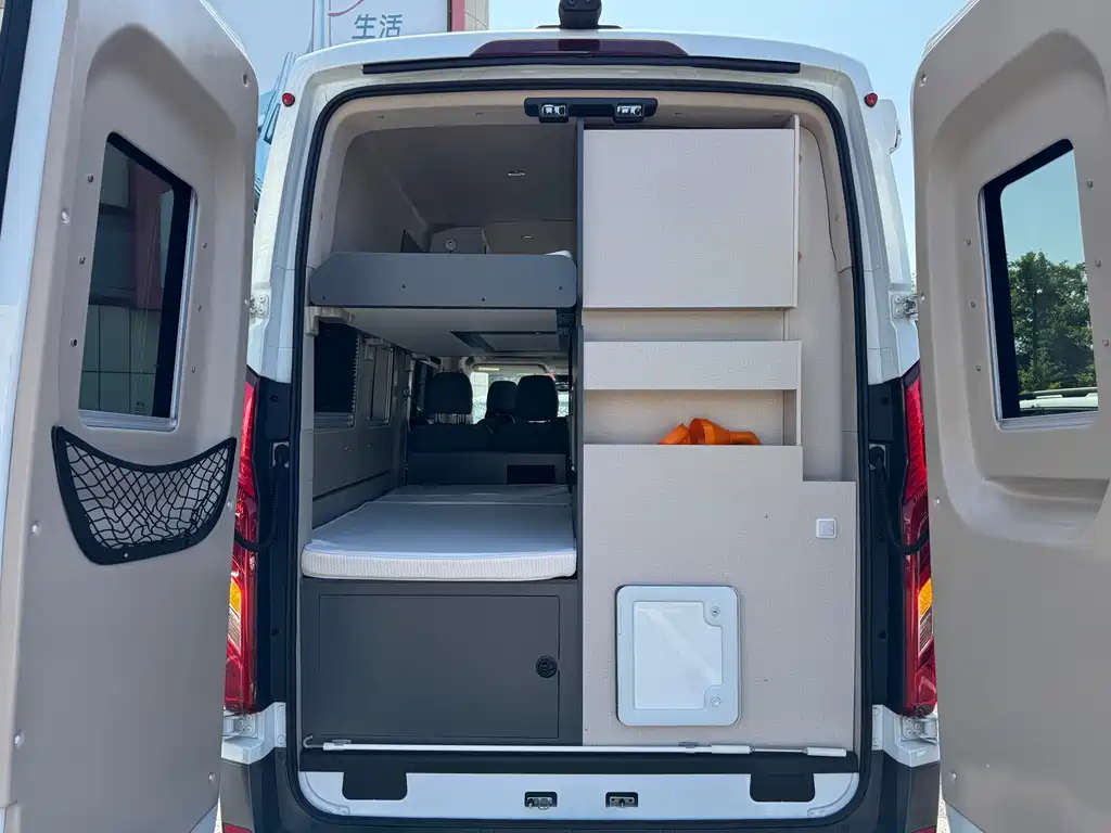 MAXUS V90 RV — миниатюра 7