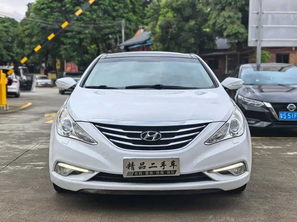 Hyundai Sonata — миниатюра 2