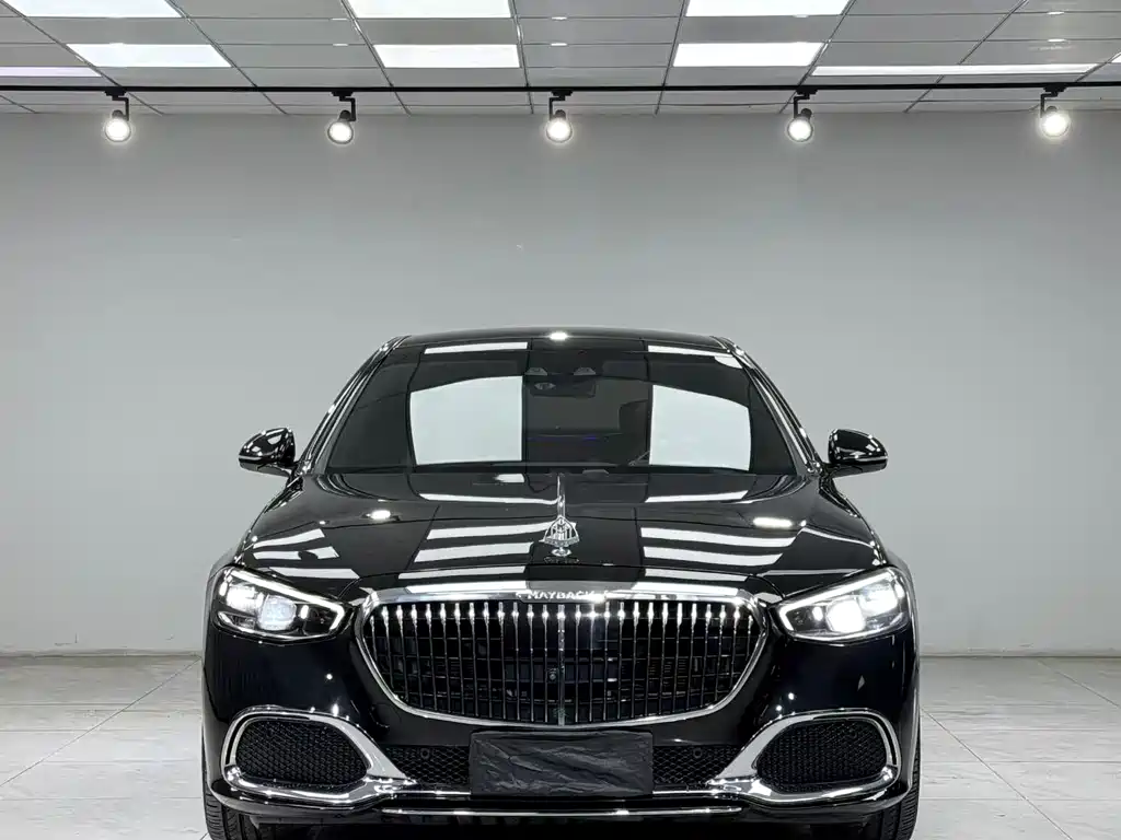 Mercedes-Benz S-Class 2023