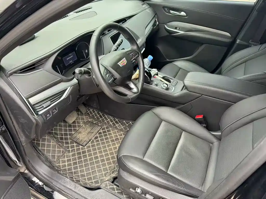 Cadillac XT4 — миниатюра 4