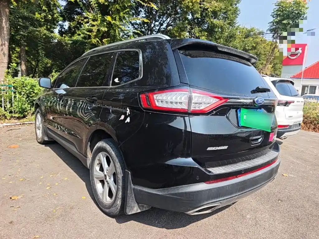 Ford Edge — миниатюра 5
