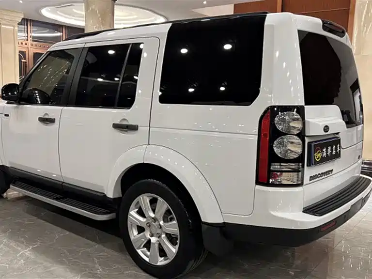 Land Rover Discovery — миниатюра 6