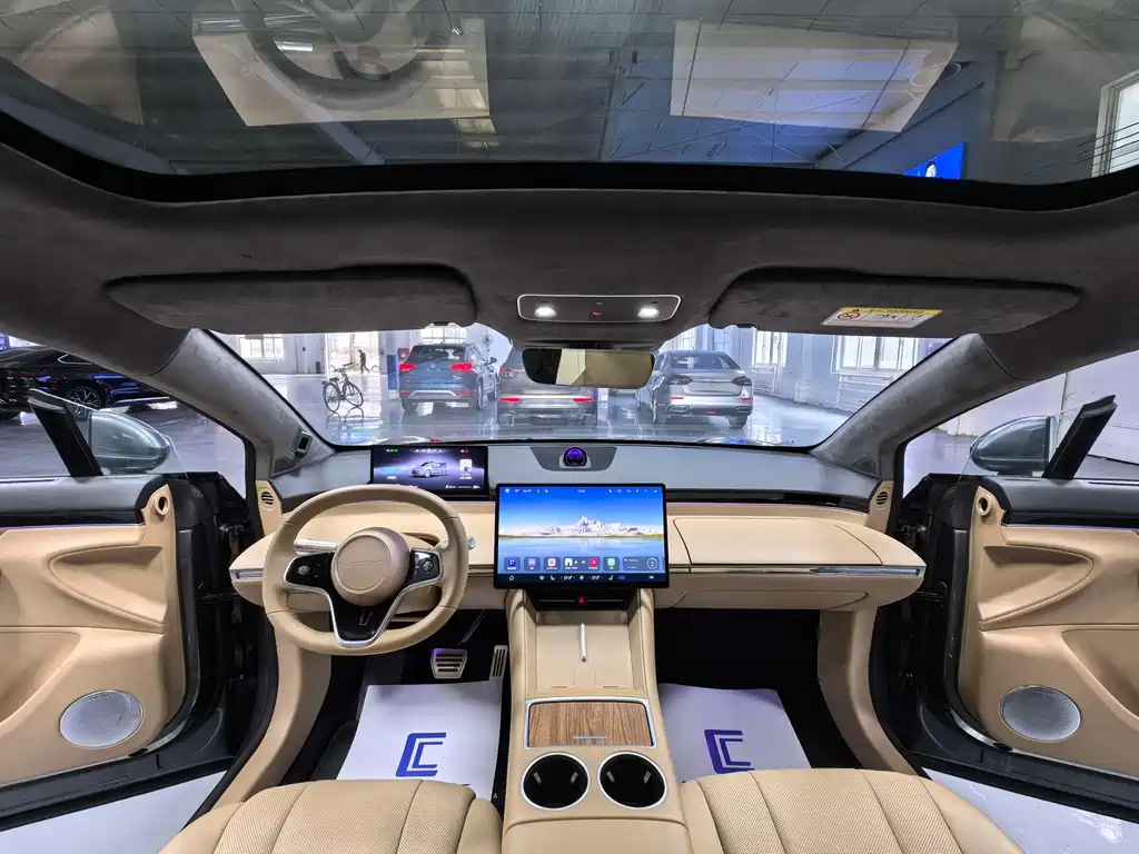 AITO WISDOM WORLD R7