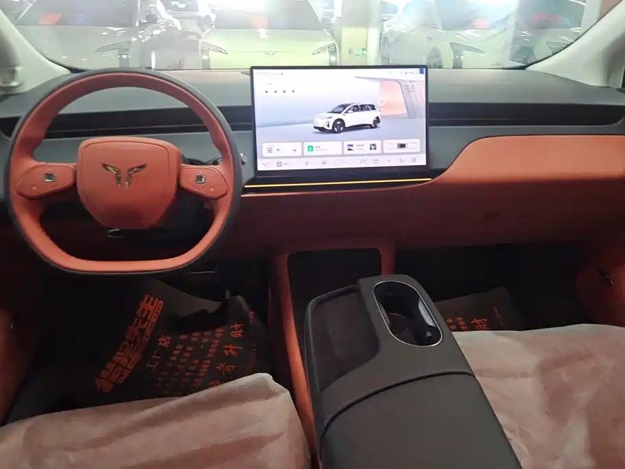 Hongqi Hongqi Tiangong 06 — миниатюра 12