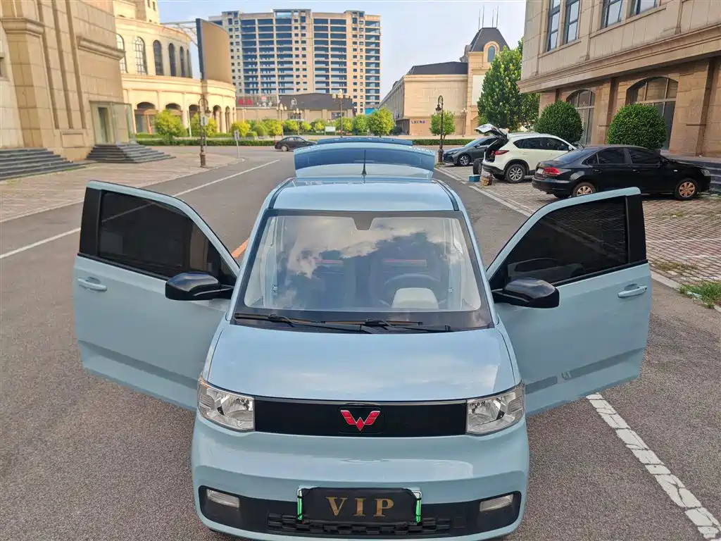 Wuling MINIEV — миниатюра 10