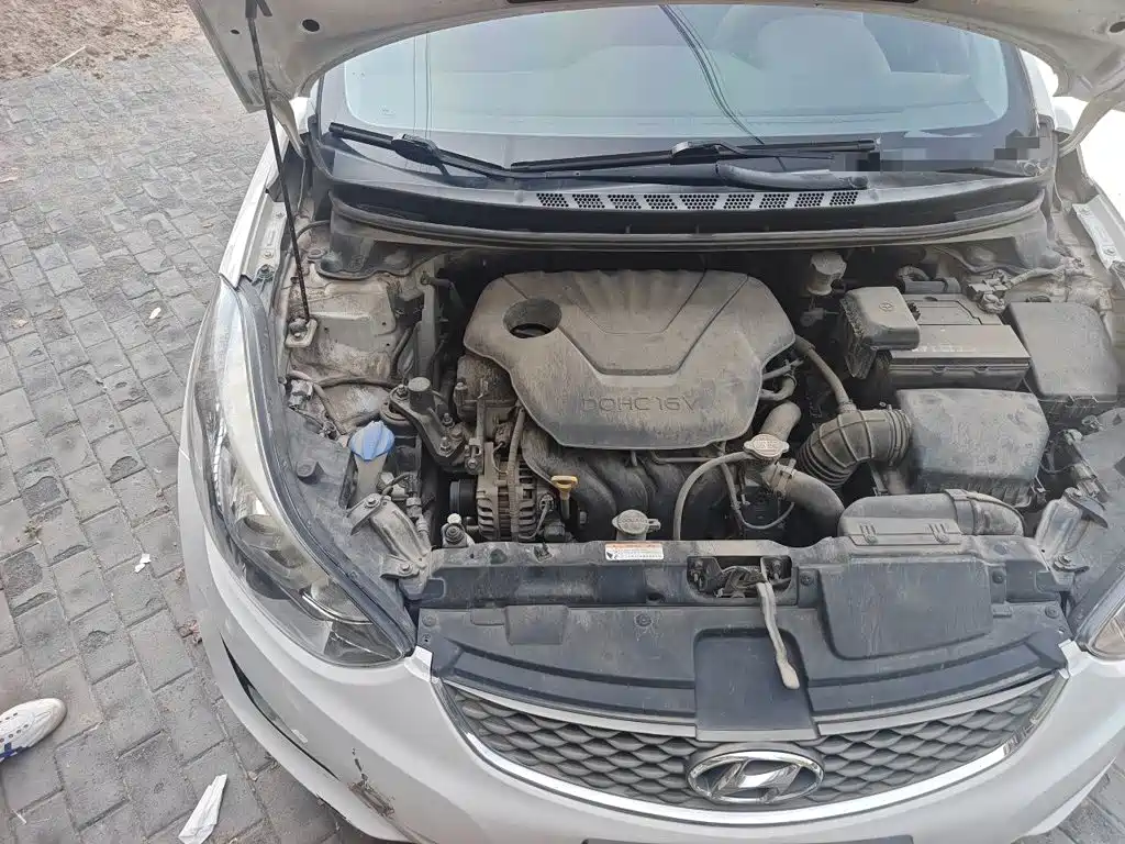 Hyundai Elantra Langdong — миниатюра 20