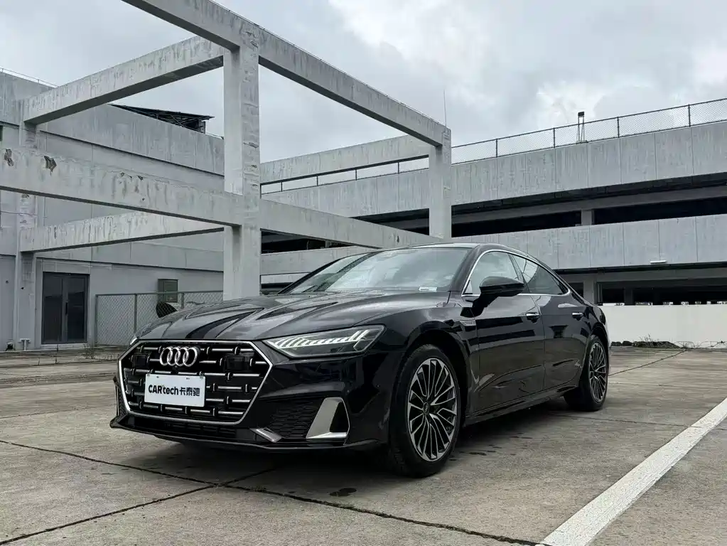 Audi A7L