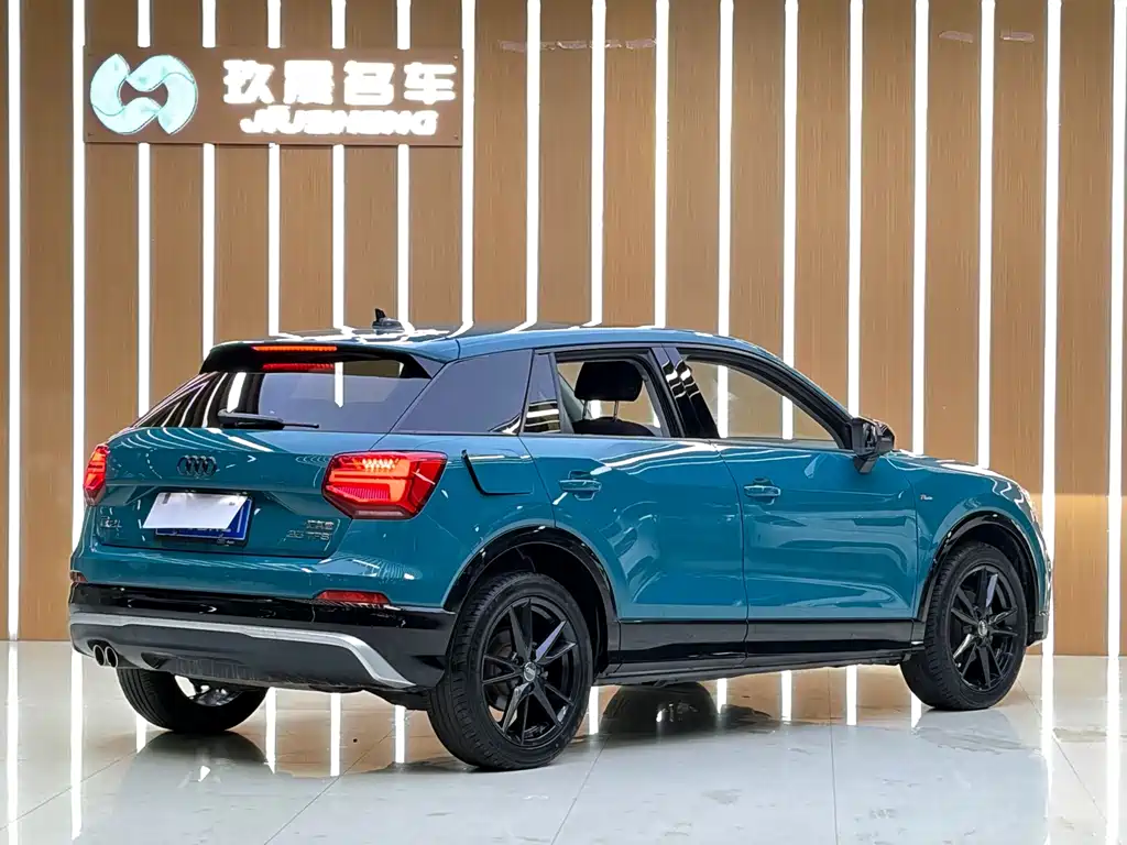 Audi Q2L — миниатюра 16