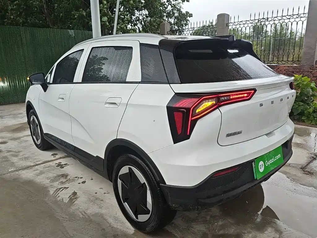 Geely E Firefly E 2024 301km