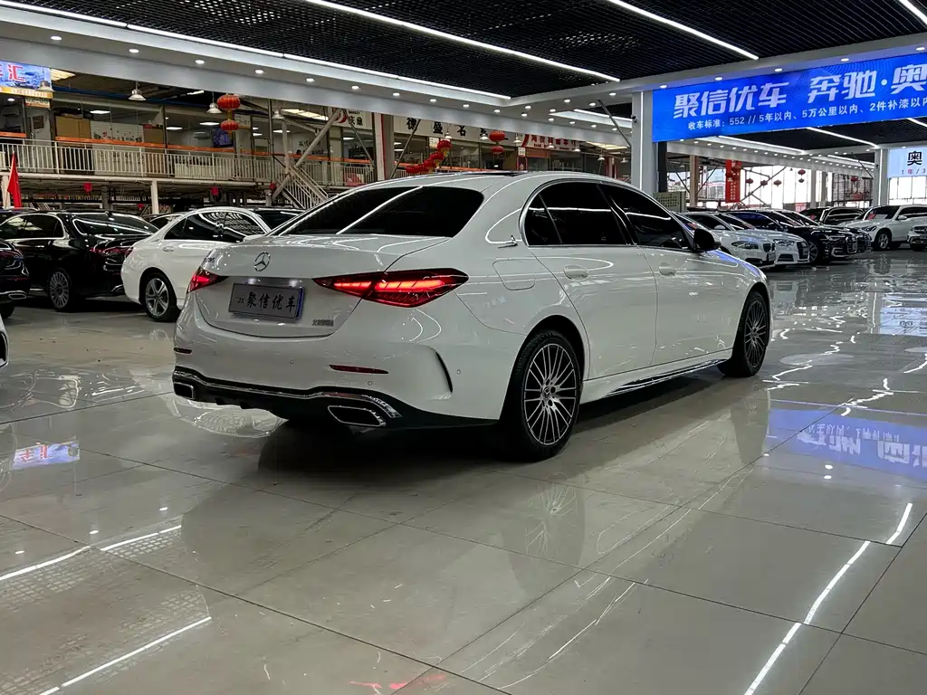 MERCEDES-BENZ C CLASS