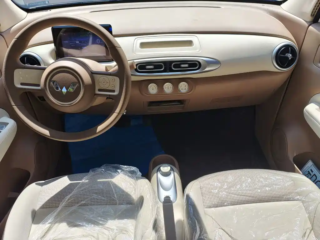 Wuling MINIEV — миниатюра 12