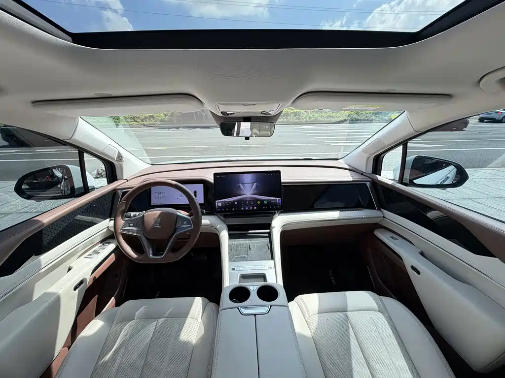 BYD Xia — миниатюра 6