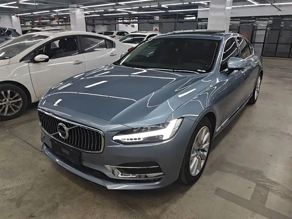 Volvo S90 2019