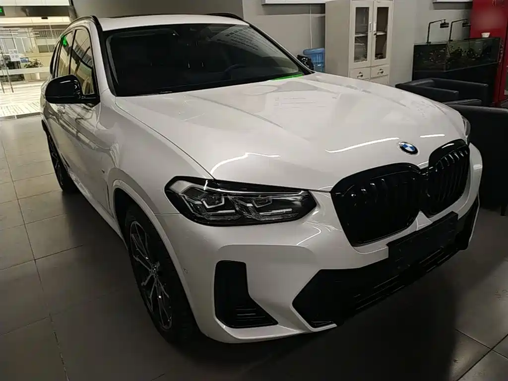 BMW X3 2023 xDrive30i Lead M